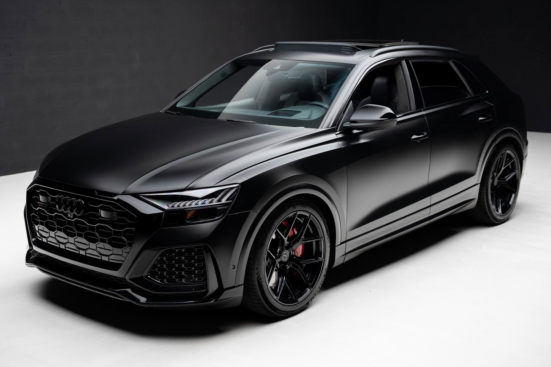 Used 2021 Audi RS Q8 w/ Black Optic Package AWD/4WD image 5