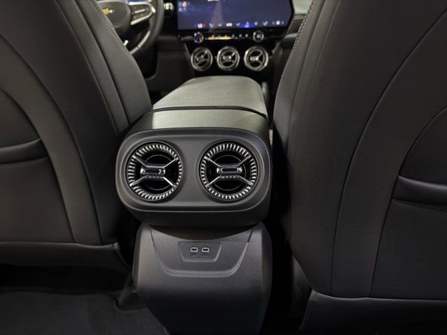 Used 2024 Chevrolet Blazer EV LT image 23