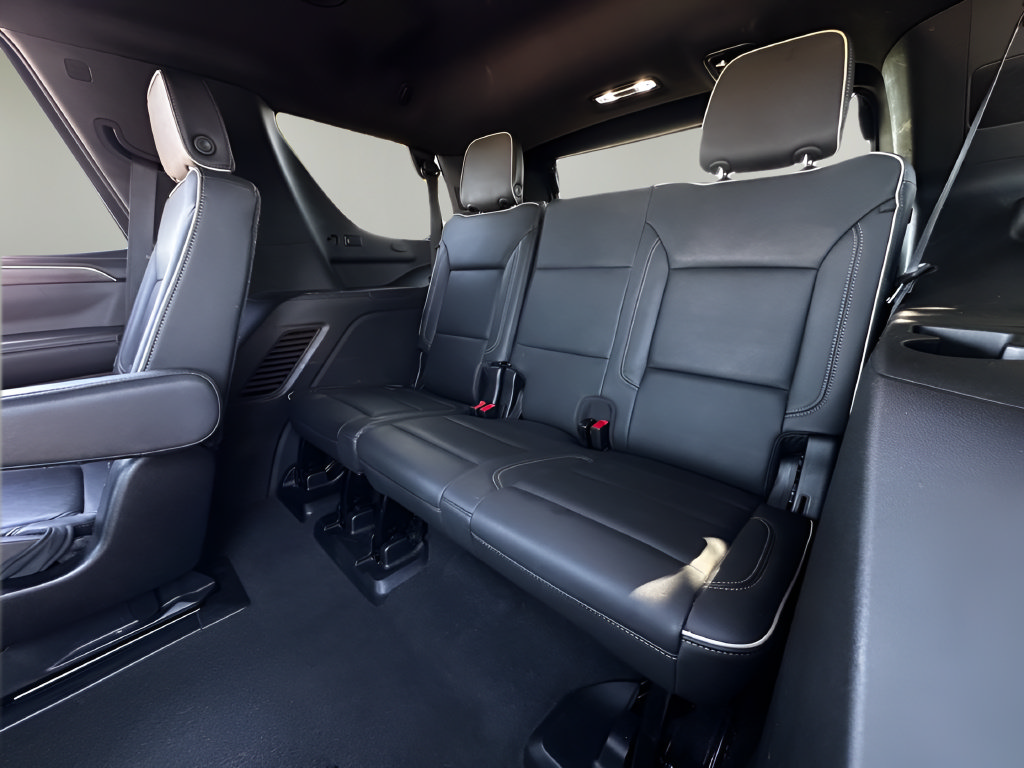 Used 2024 Chevrolet Tahoe Premier RWD image 20