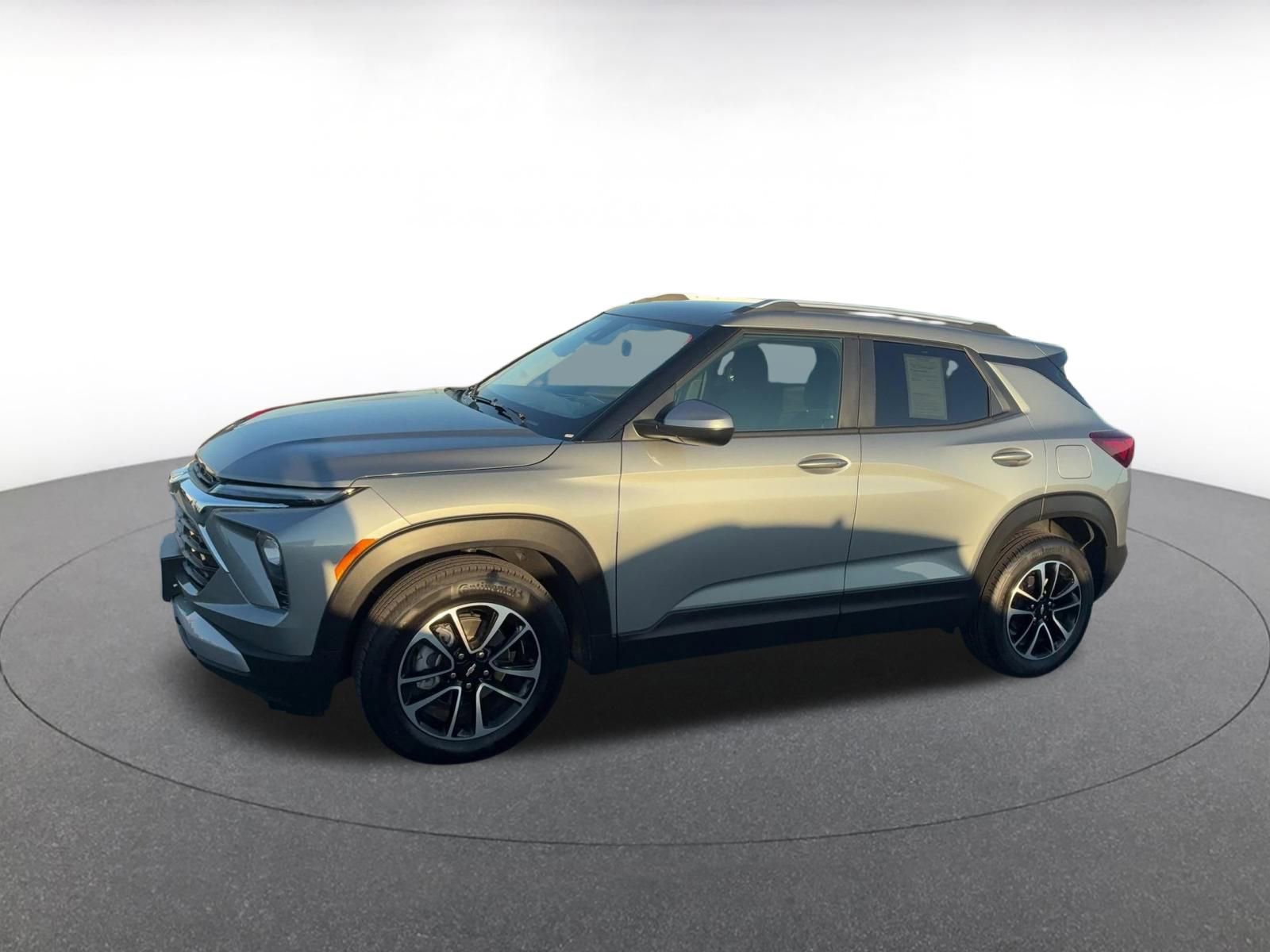 Used 2025 Chevrolet TrailBlazer LT image 8