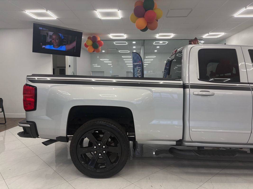 Used 2017 Chevrolet Silverado 1500 LT w/ Rally 2 Edition AWD/4WD image 8