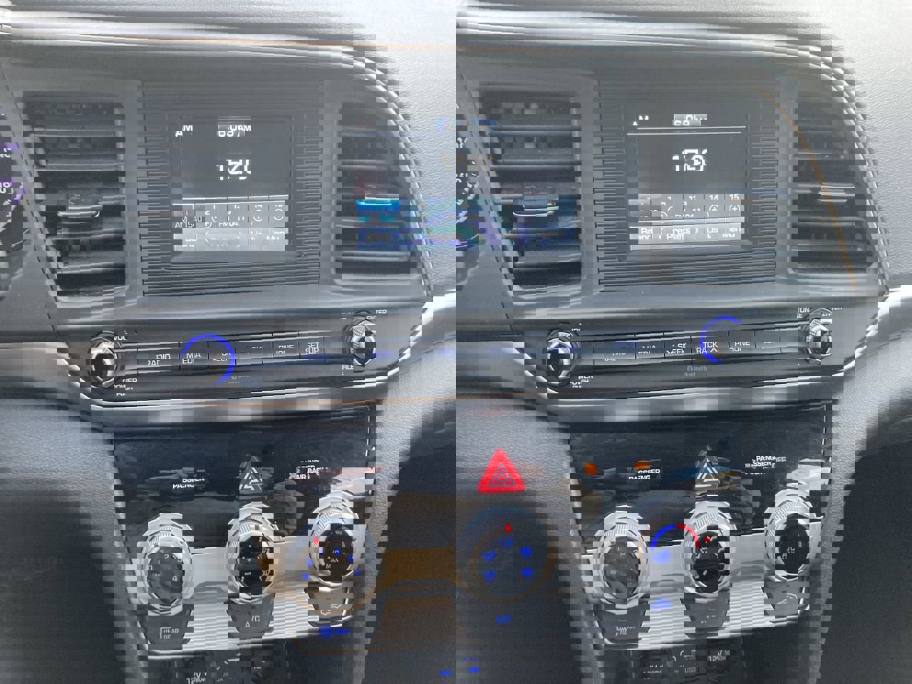 Used 2019 Hyundai Elantra SE w/ Cargo Package image 11