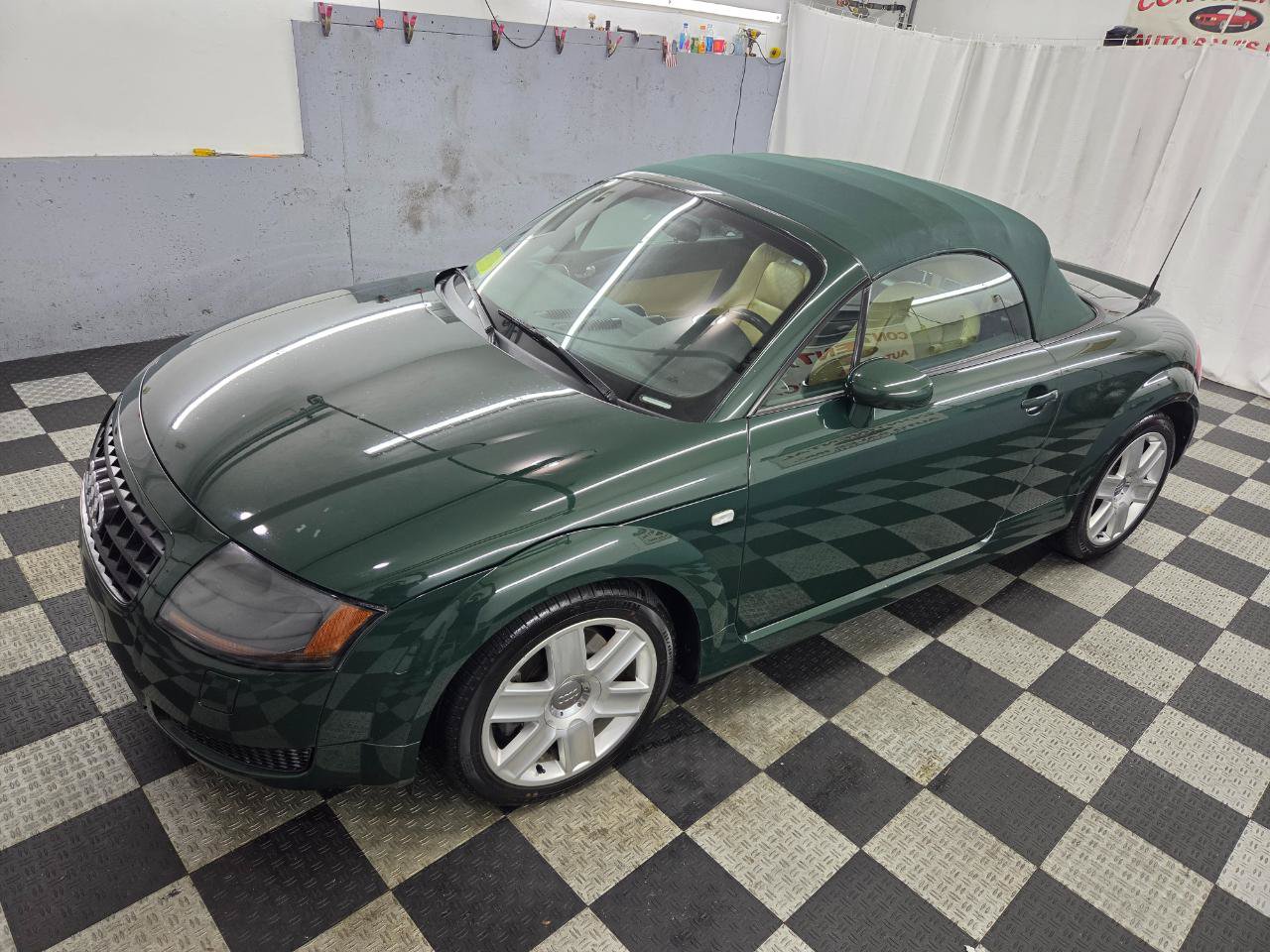 Used 2003 Audi TT 1.8T FWD image 18