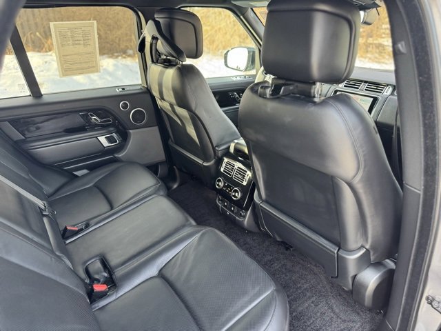 Used 2020 Land Rover Range Rover HSE image 18
