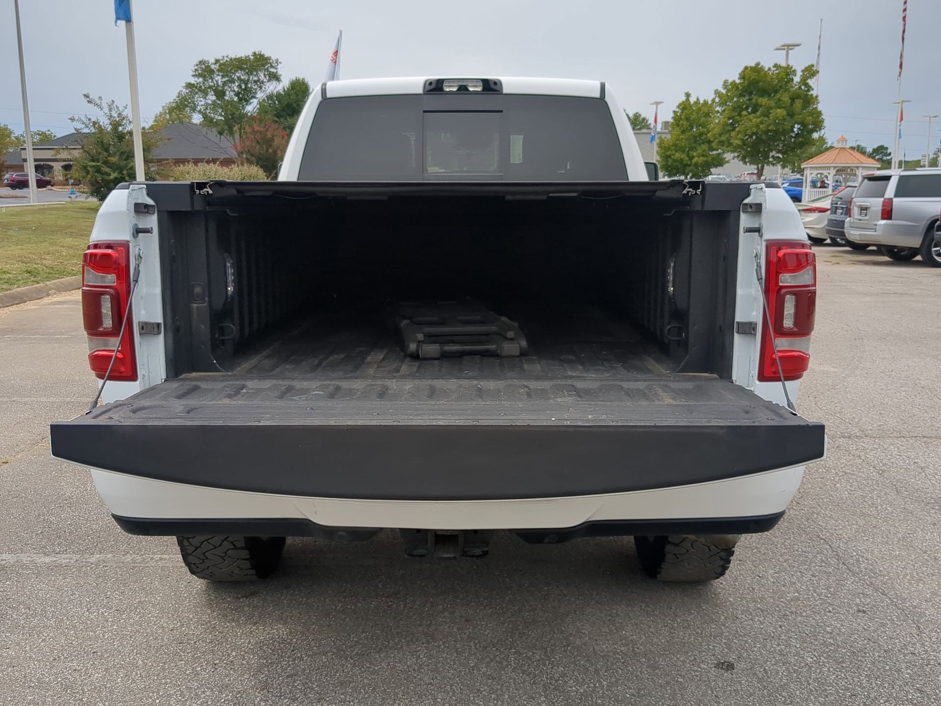 Used 2024 RAM 2500 Limited image 25