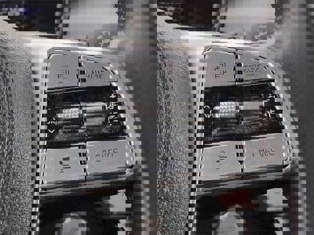 Used 2022 Kia Telluride LX image 27