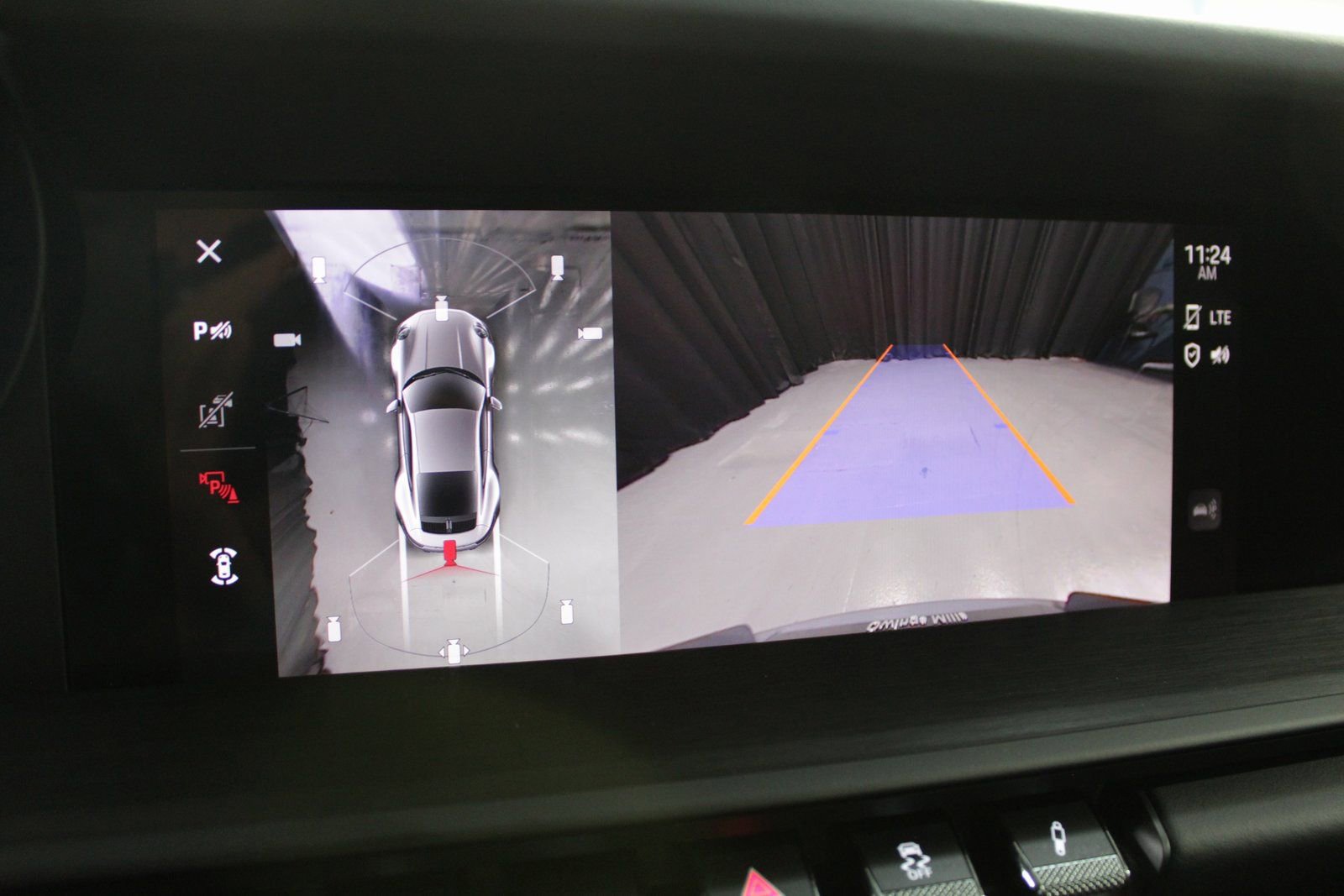 Certified 2024 Porsche 911 Carrera 4 GTS image 32