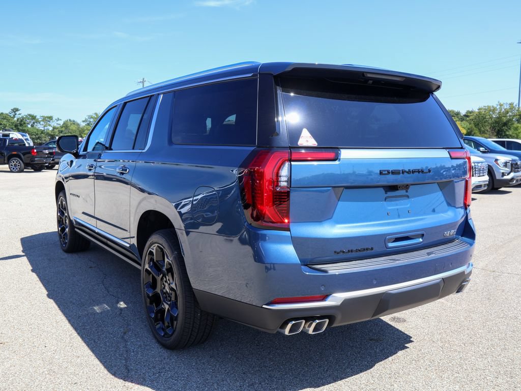 New 2026 GMC Yukon XL Denali w/ Denali Reserve Package AWD/4WD image 38