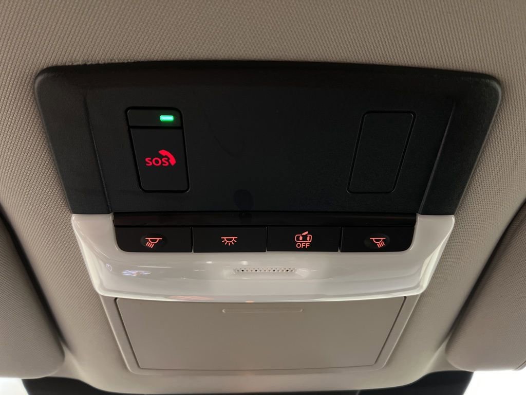 Used 2025 Nissan Pathfinder SV AWD/4WD image 23