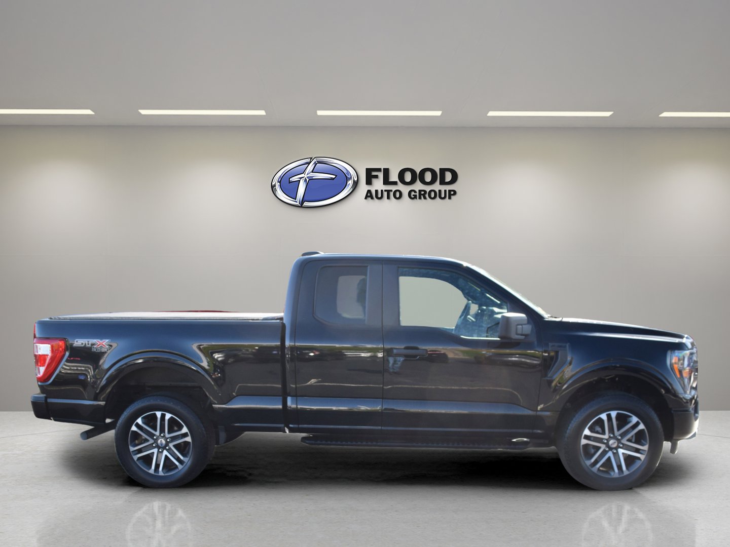 Used 2023 Ford F150 XL w/ STX Appearance Package image 3