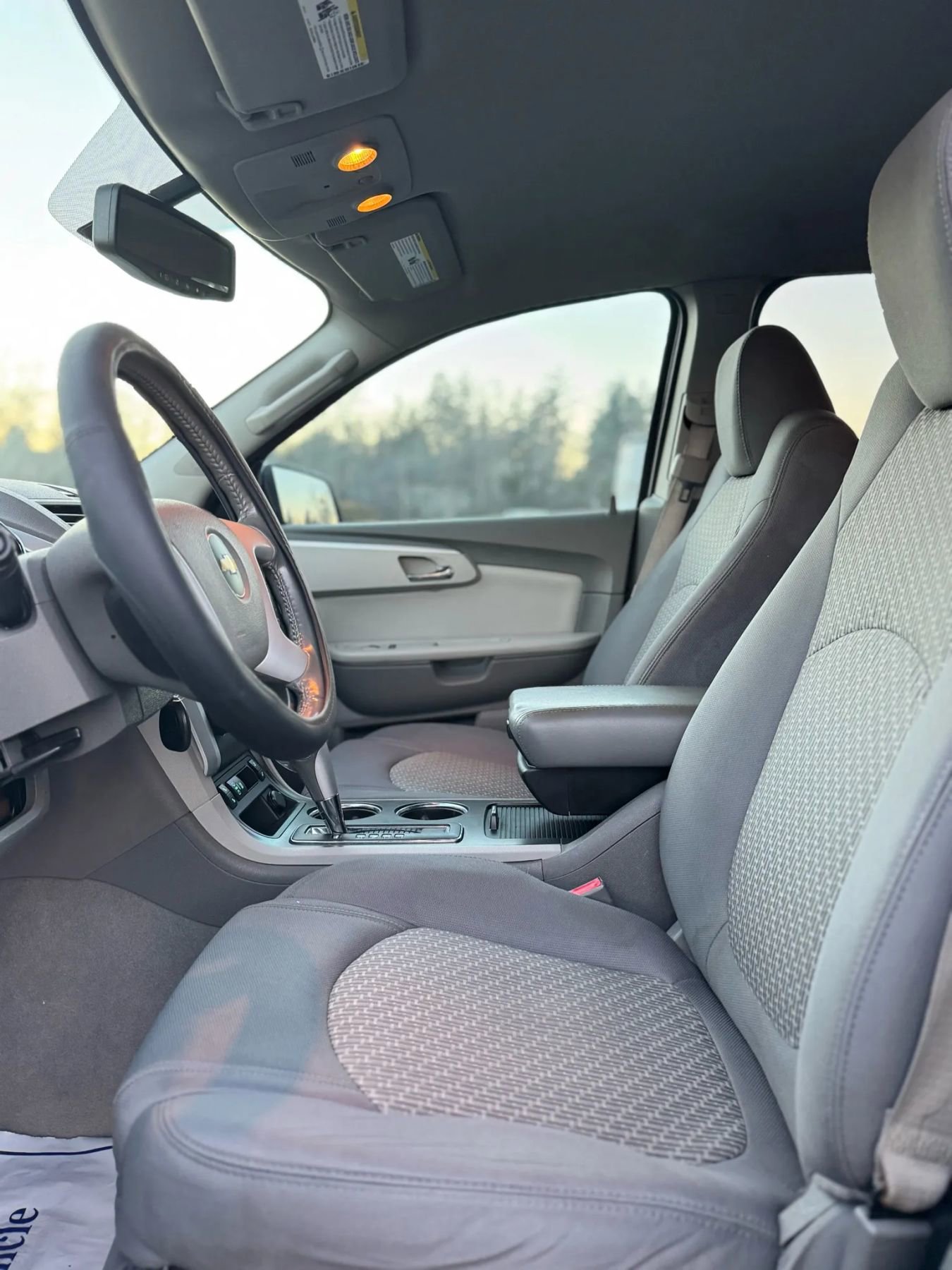 Used 2012 Chevrolet Traverse LT image 12