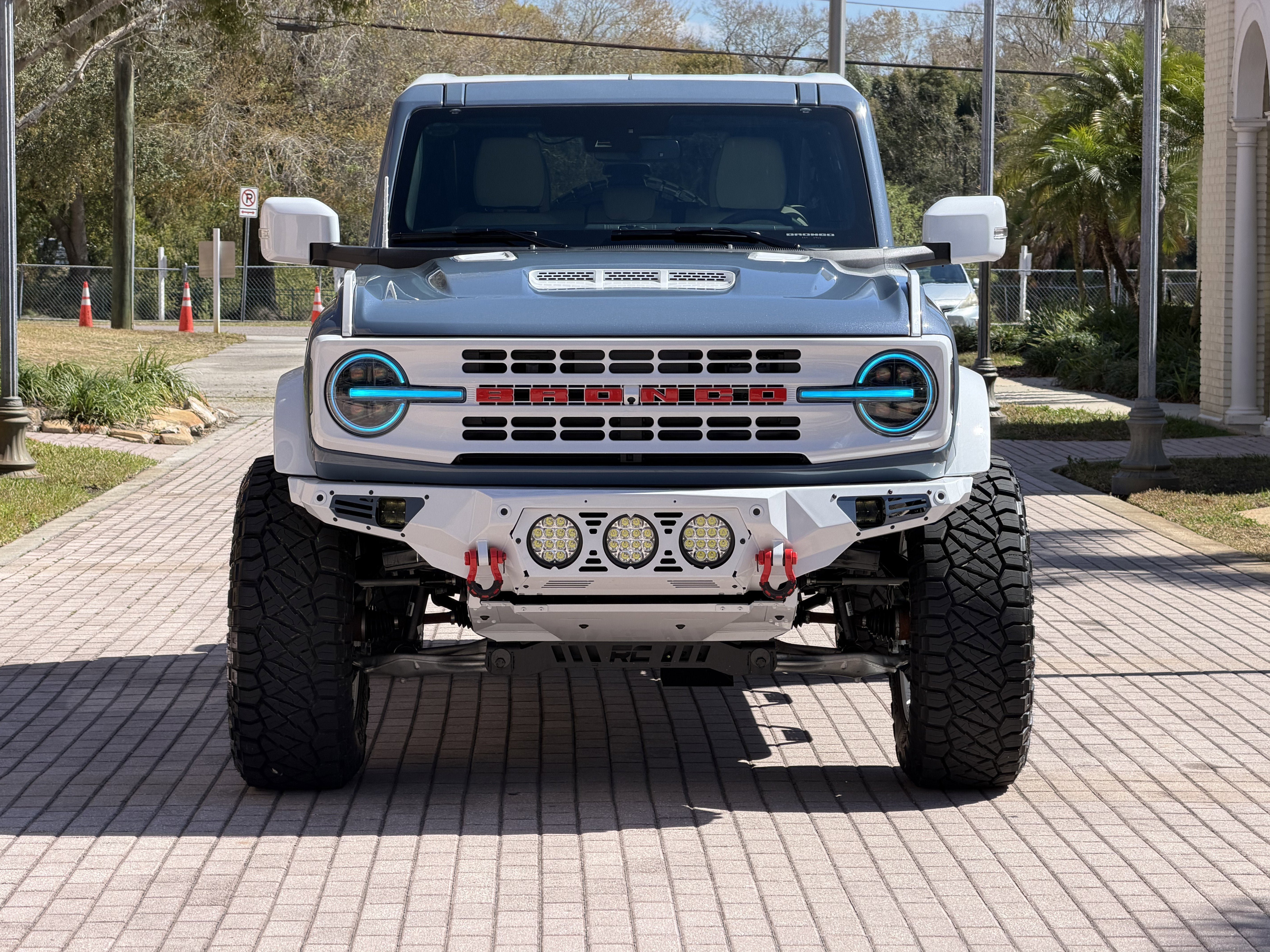 Used 2025 Ford Bronco Outer Banks AWD/4WD image 15
