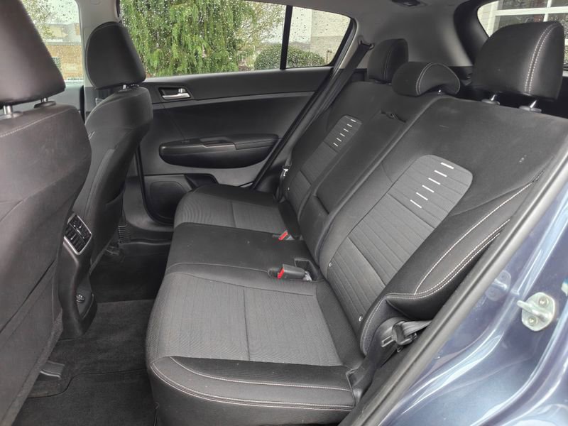 Used 2020 Kia Sportage LX w/ LX Popular Package image 17