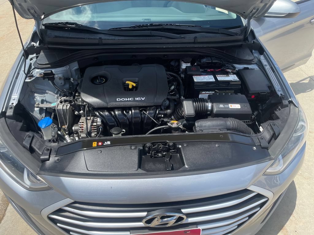 Used 2017 Hyundai Elantra SE FWD image 22