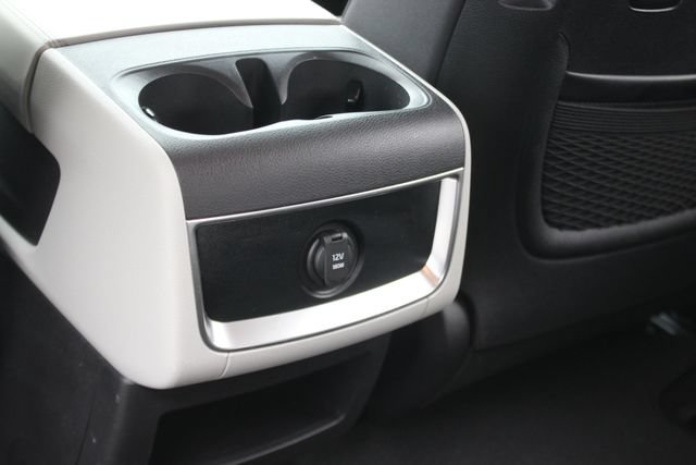 Certified 2024 Kia Carnival LX FWD image 22