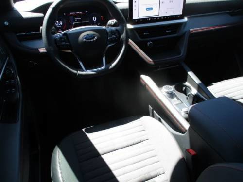 Used 2025 Ford Explorer ST-Line image 5
