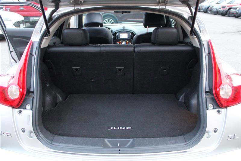 Used 2011 Nissan Juke SL w/ Chrome Pkg image 25