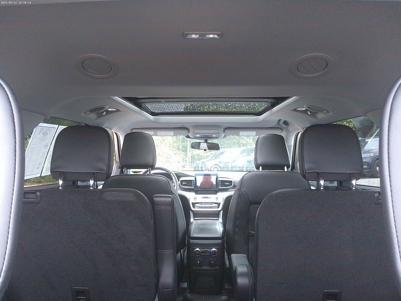 Used 2022 Ford Explorer XLT w/ Equipment Group 202A image 23