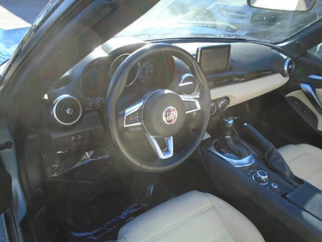 Used 2019 FIAT 124 Spider Lusso RWD image 12