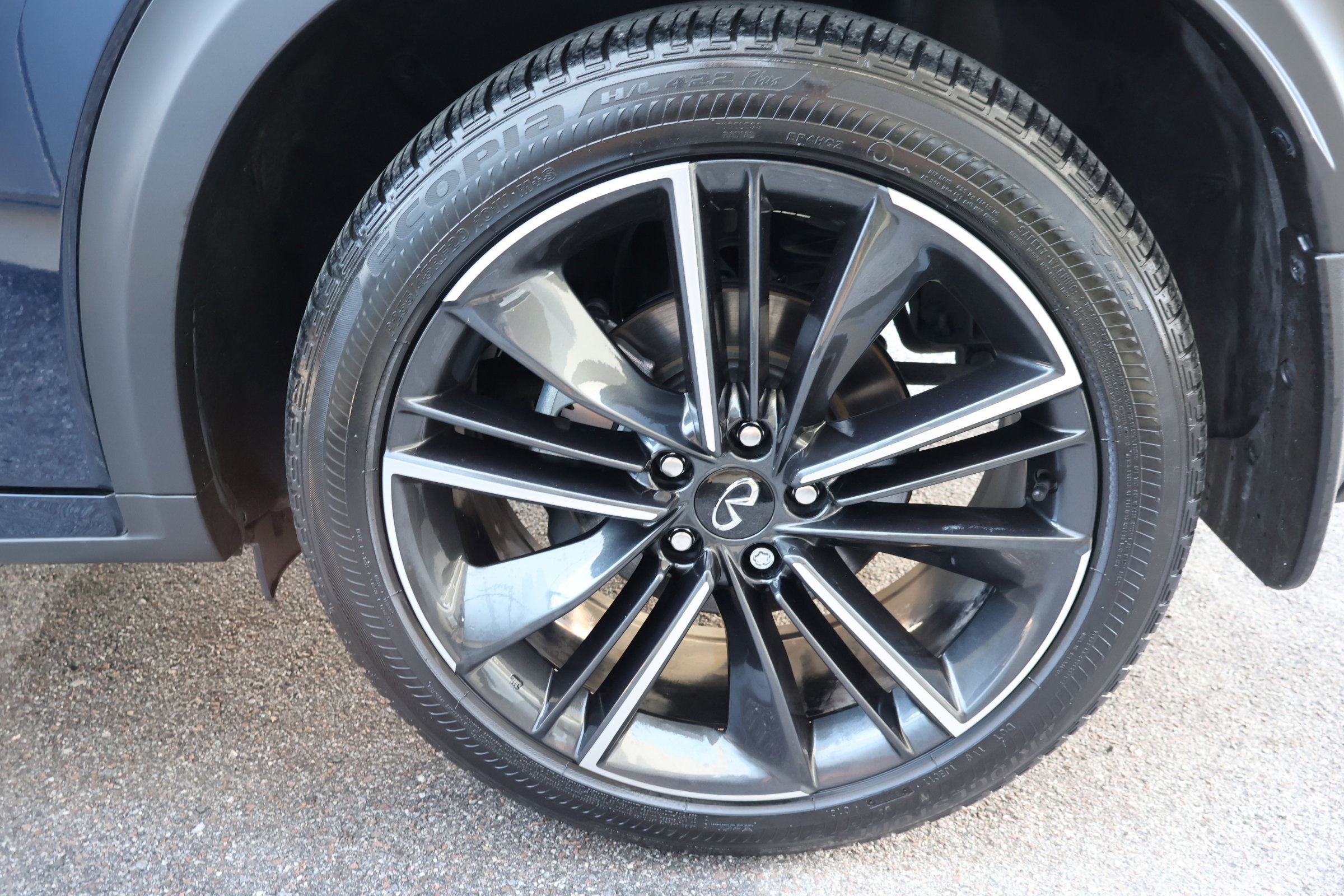 Certified 2023 INFINITI QX55 Essential image 14