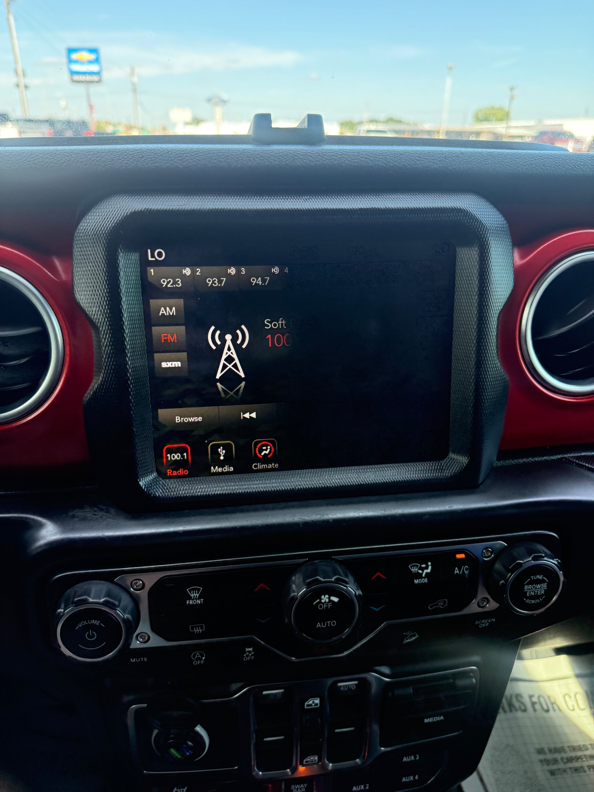 Used 2018 Jeep Wrangler Unlimited Rubicon AWD/4WD image 14