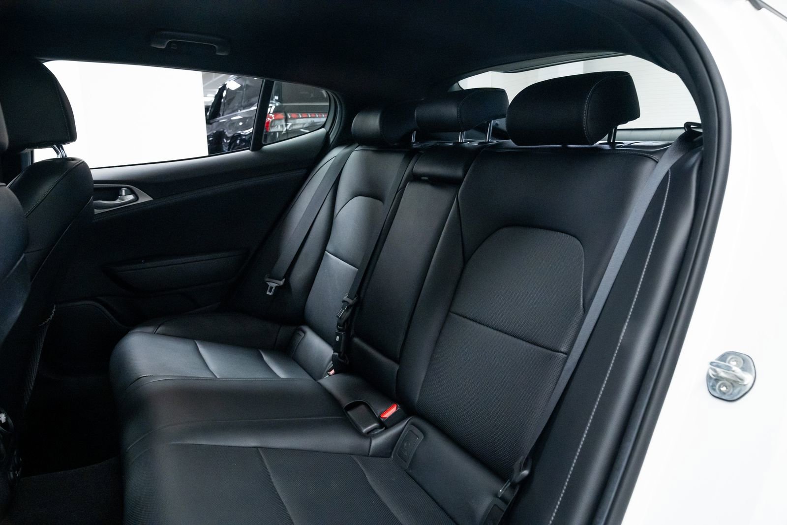 Used 2021 Kia Stinger GT image 20