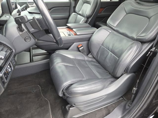 Used 2024 Lincoln Navigator Premiere image 38
