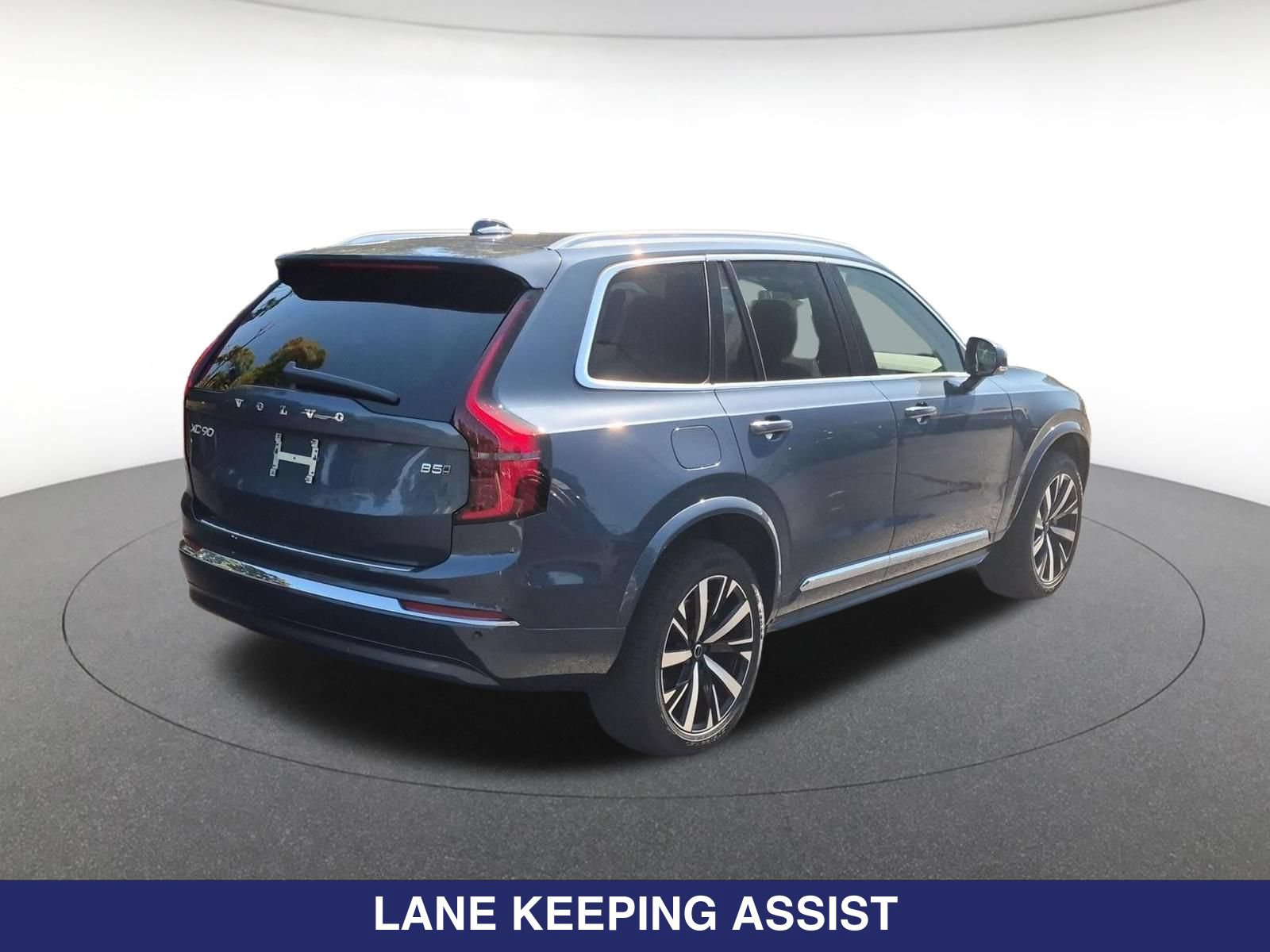 New 2027 Volvo XC90 B5 Core AWD/4WD image 6