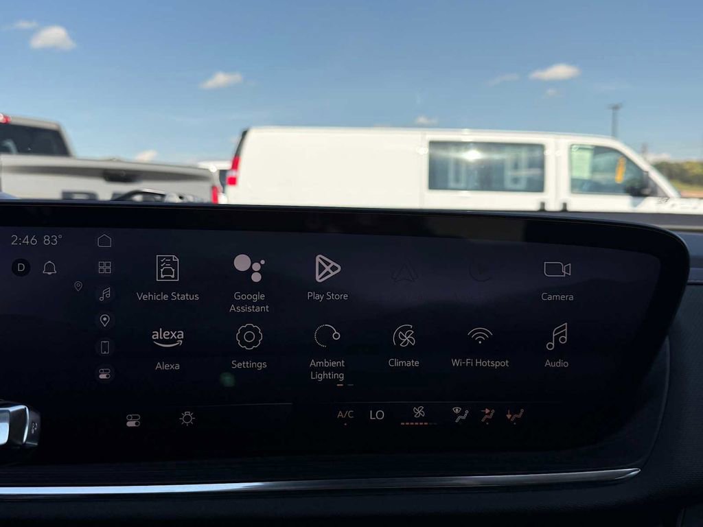 Used 2025 Buick Envision Preferred image 27