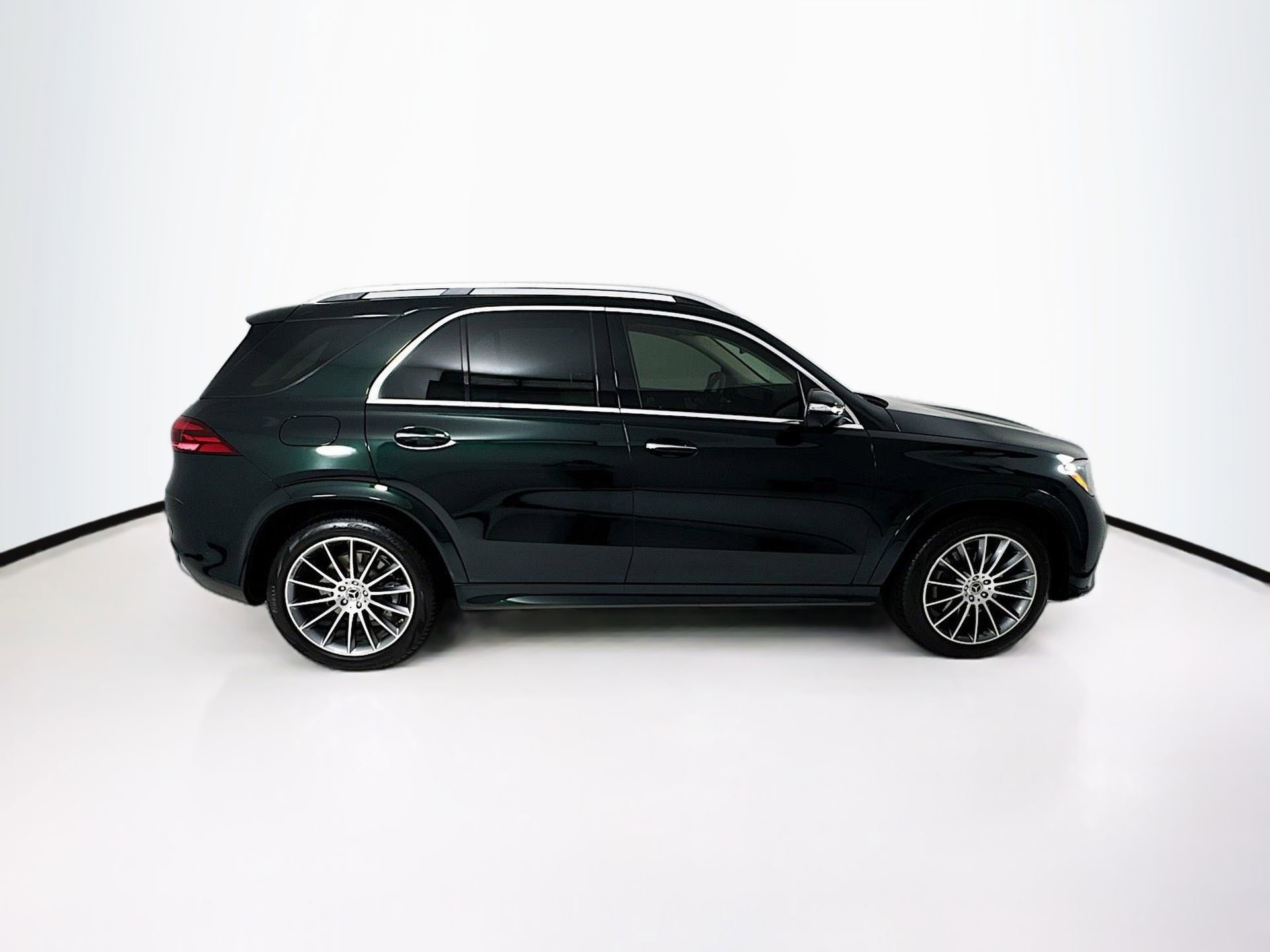 Certified 2024 Mercedes-Benz GLE 350 4MATIC image 9