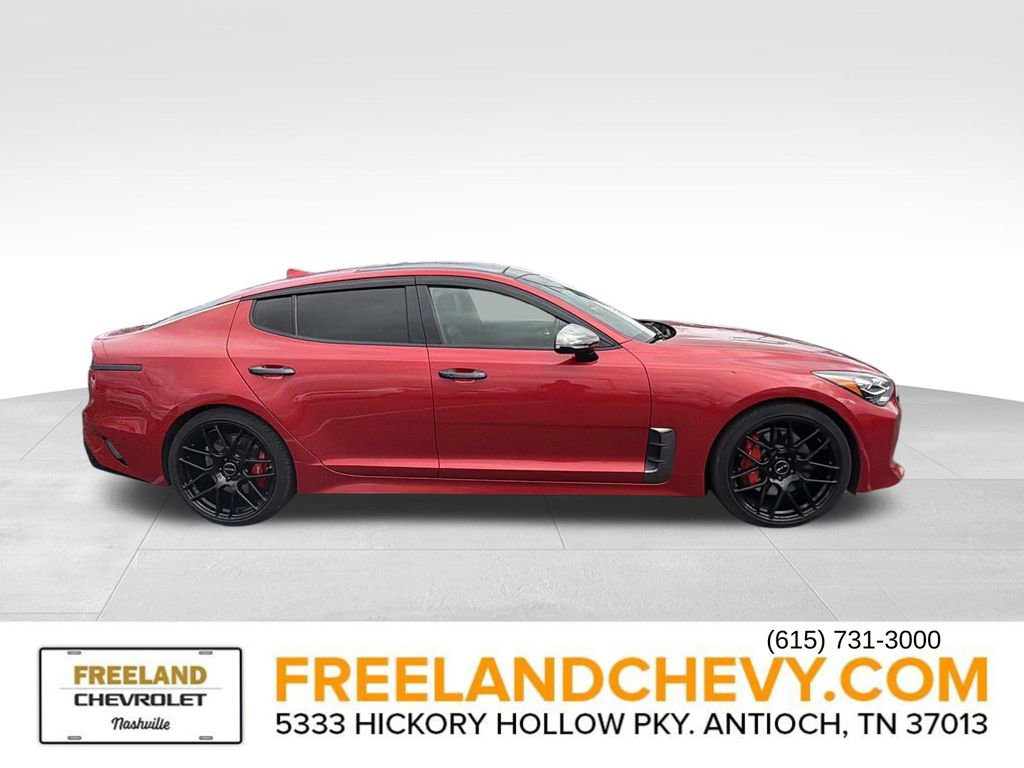Used 2020 Kia Stinger GT2 image 2