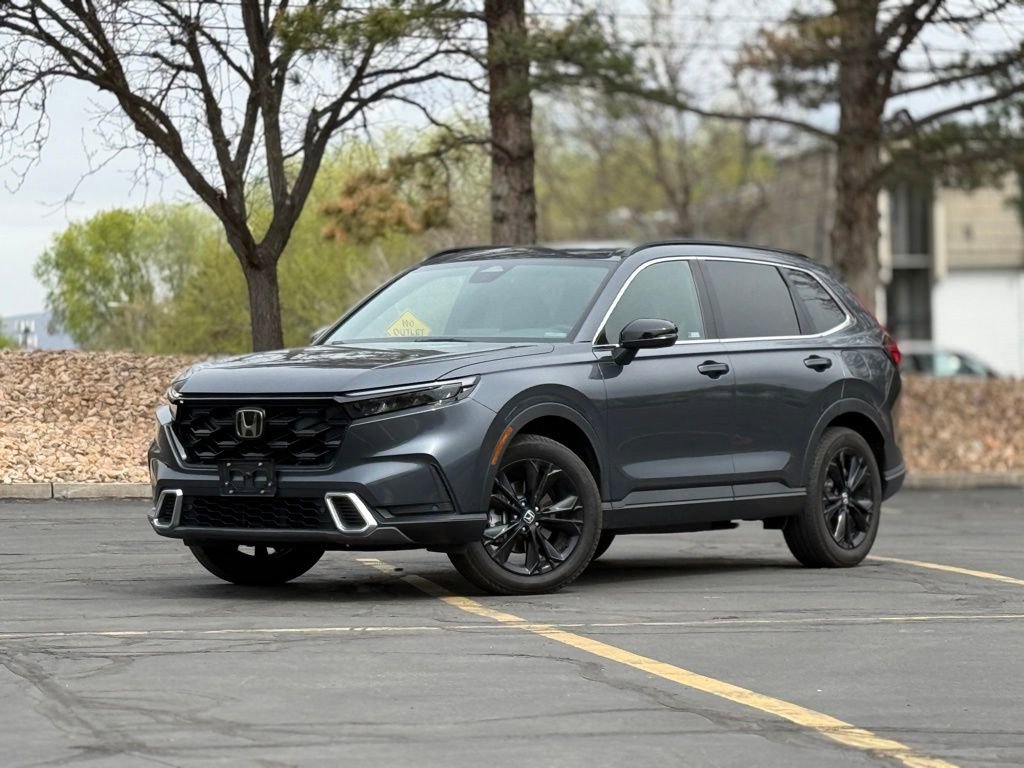 Used 2023 Honda CR-V Sport Touring image 1
