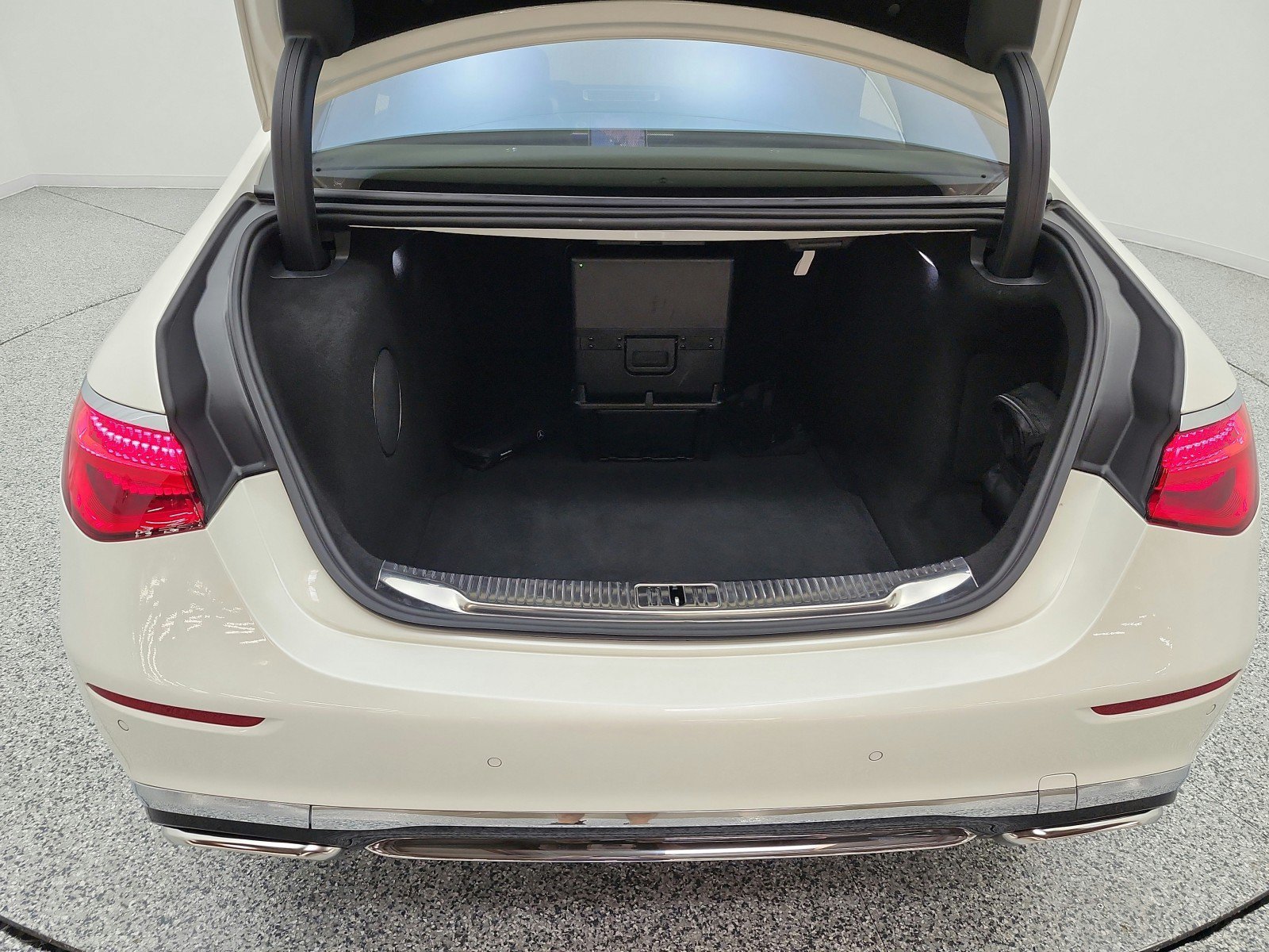 Used 2022 Mercedes-Benz Maybach S 580 4MATIC image 21