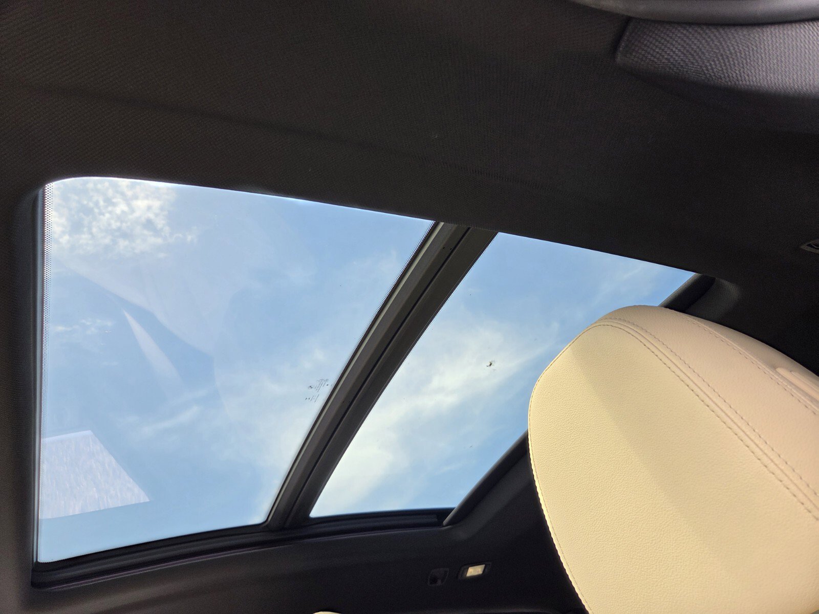 Used 2020 BMW X4 xDrive30i w/ Convenience Package image 19