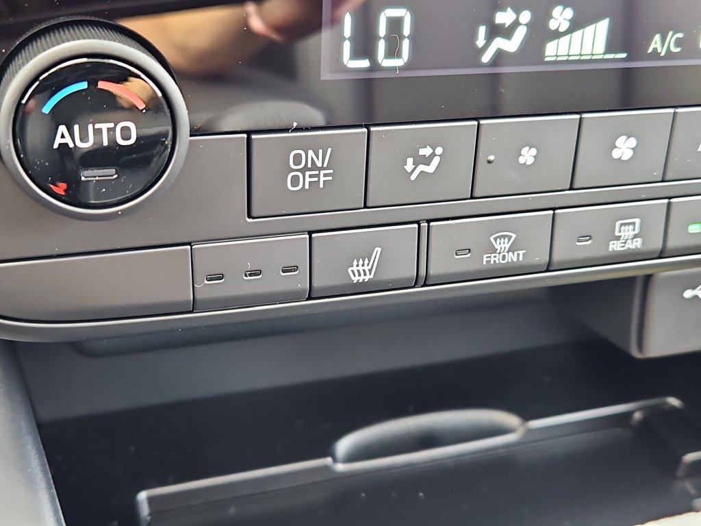 New 2026 Subaru Outback Premium AWD/4WD image 13