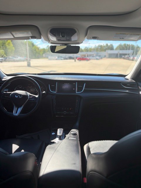 Used 2023 INFINITI QX50 Luxe FWD image 19