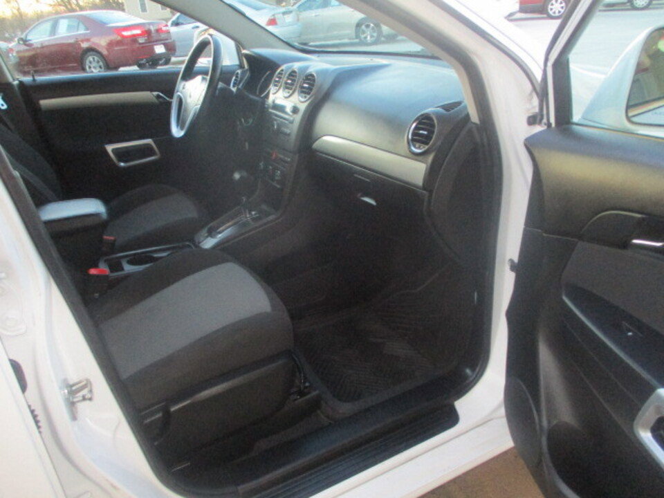 Used 2012 Chevrolet Captiva Sport LT image 19