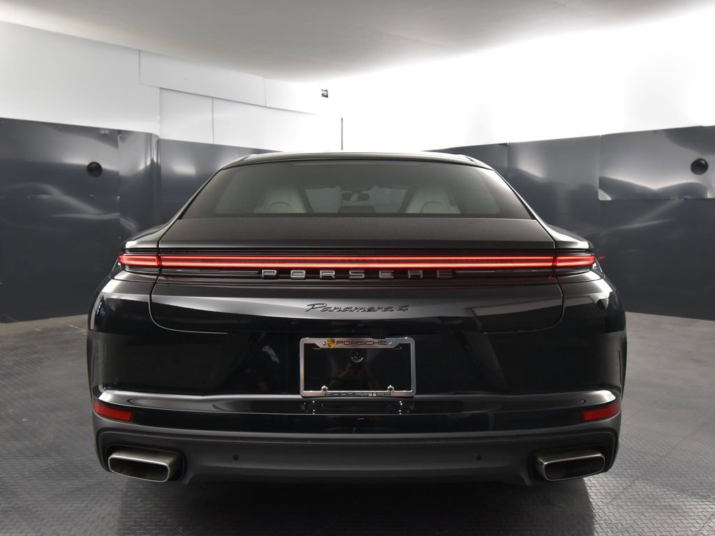 Used 2025 Porsche Panamera 4 image 6