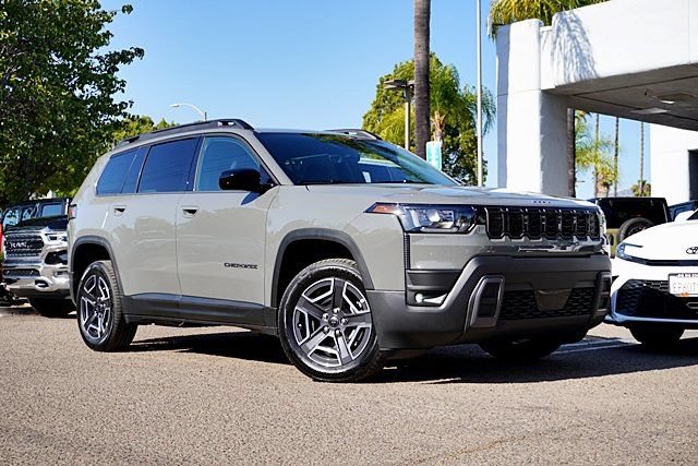 New 2026 Jeep Cherokee Laredo AWD/4WD image 2
