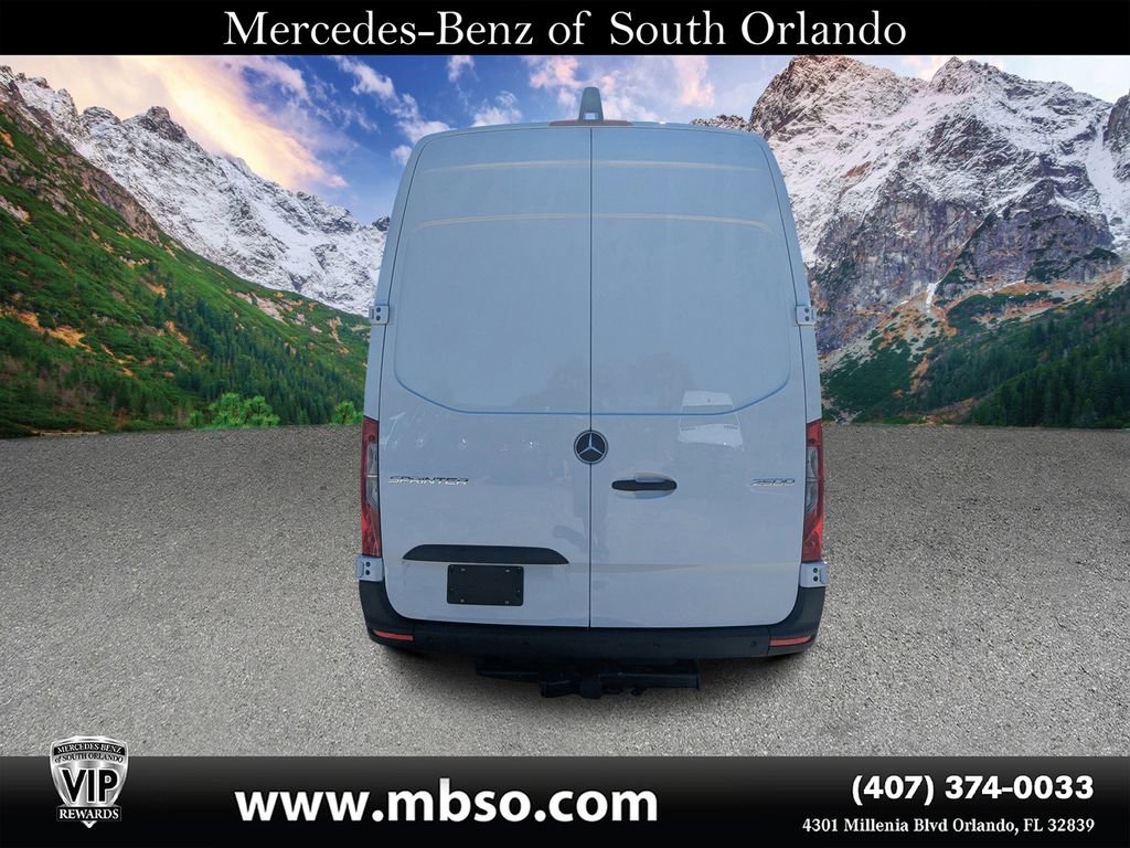 New 2026 Mercedes-Benz Sprinter 144 Cargo image 10