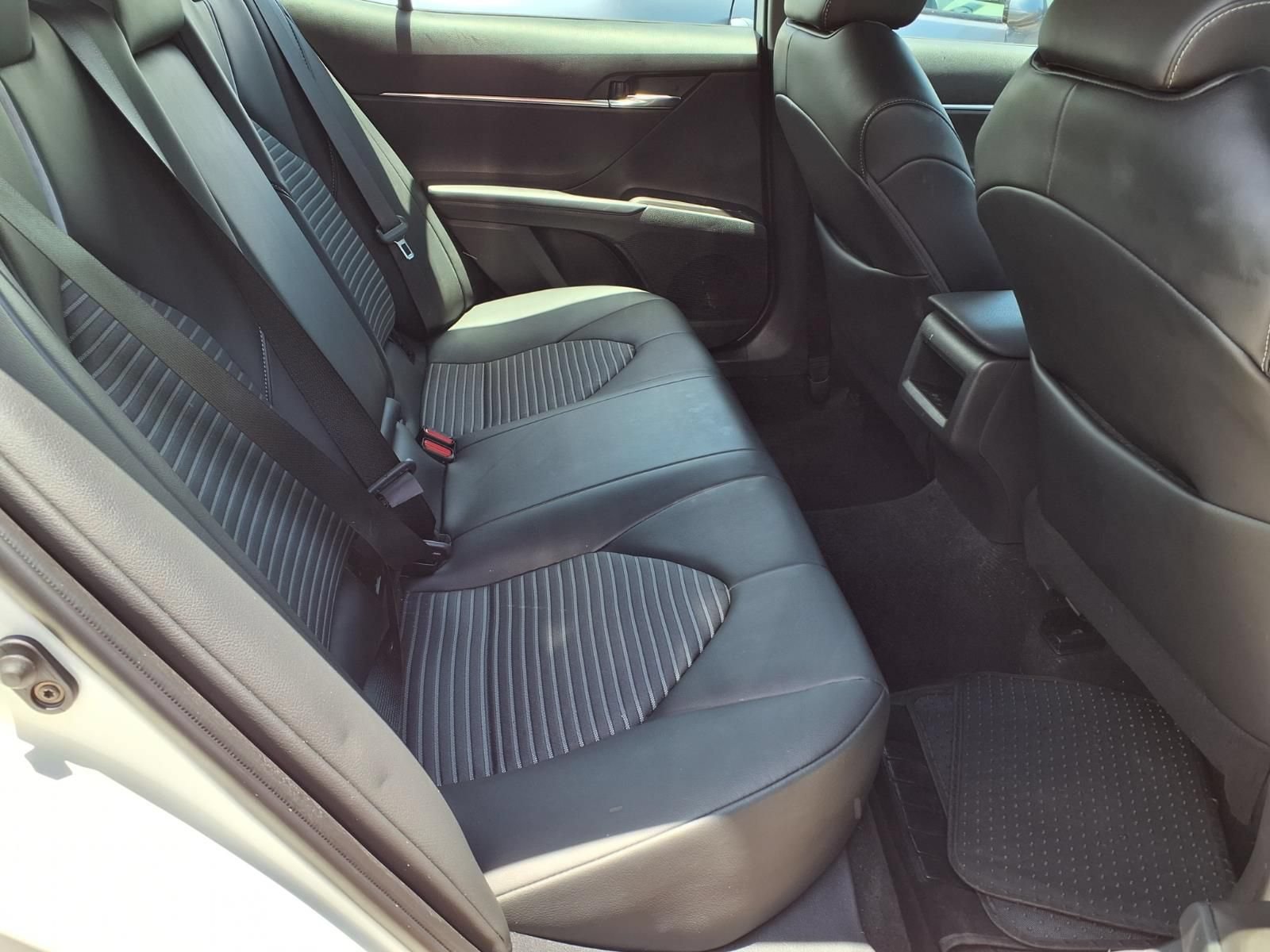 Used 2023 Toyota Camry SE w/ Convenience Package FWD image 11