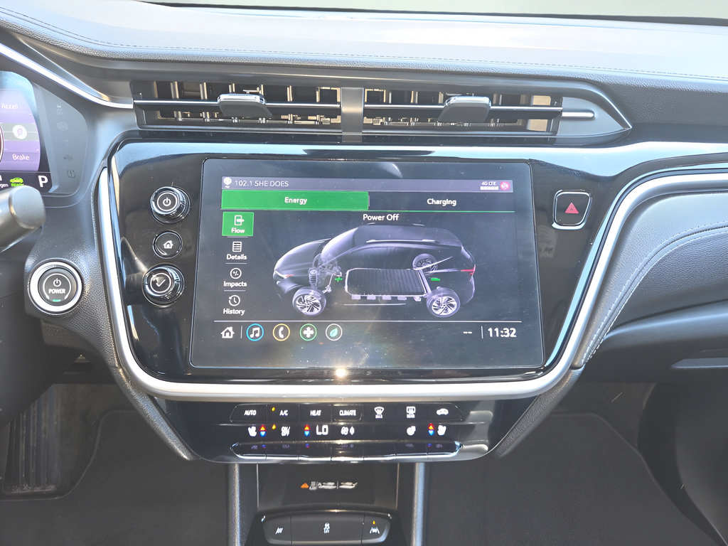 Used 2022 Chevrolet Bolt EUV LT w/ Convenience Package FWD image 15