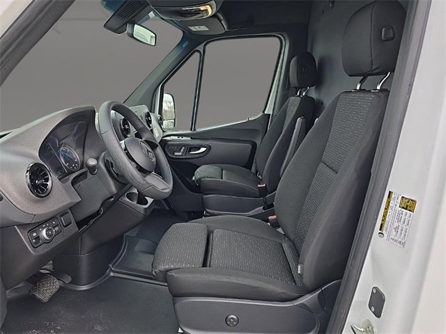 New 2024 Mercedes-Benz eSprinter 170 Cargo image 7