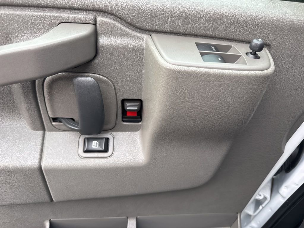 Used 2024 Chevrolet Express 2500 Work Van w/ Driver Convenience Package image 21