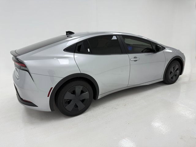 New 2026 Toyota Prius LE image 41