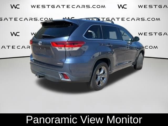 Used 2017 Toyota Highlander Limited Platinum image 8