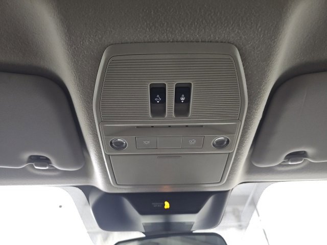 Used 2025 Nissan Kicks SR w/ SR Premium Package image 30