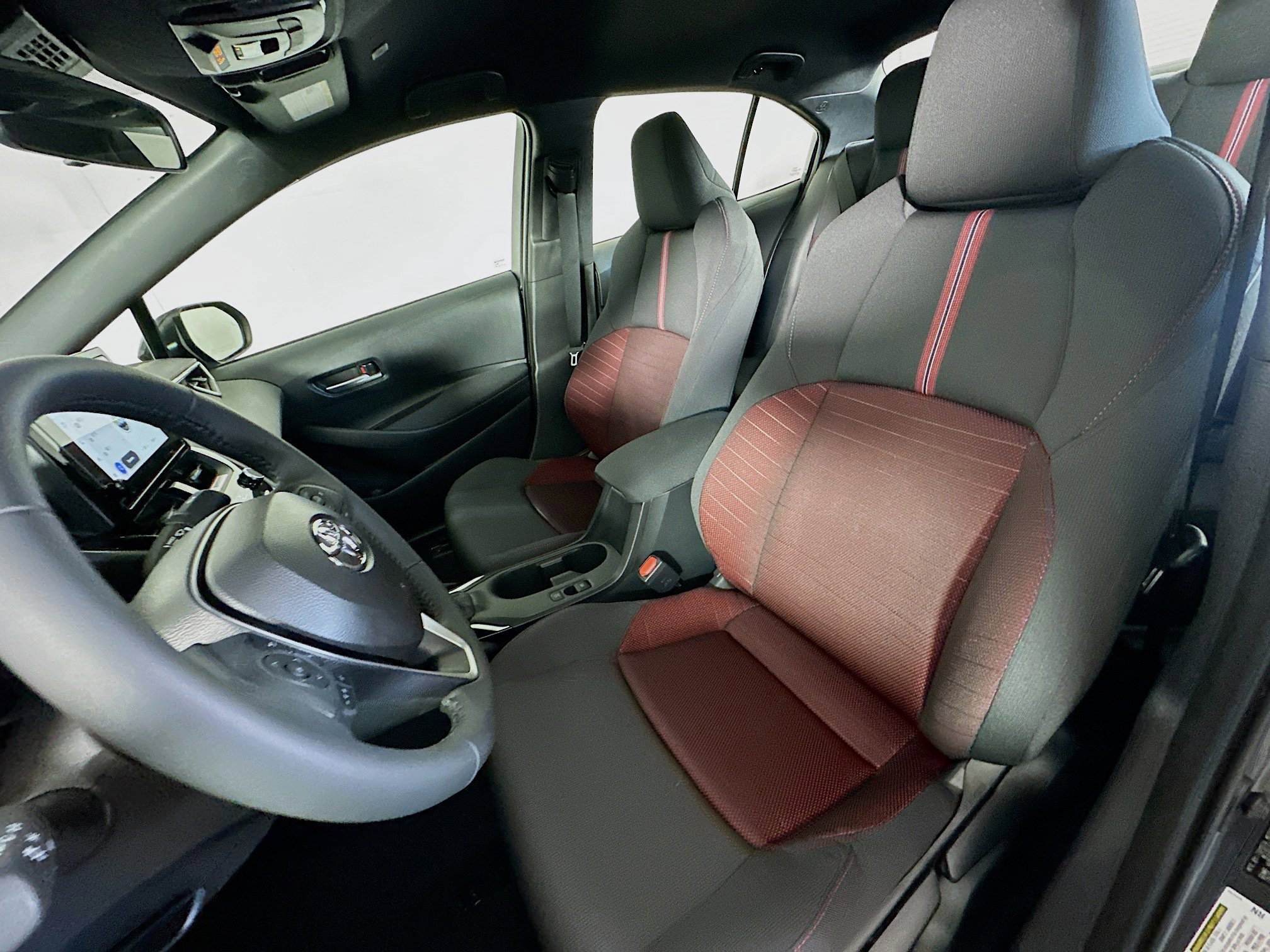 Used 2026 Toyota Corolla SE image 13