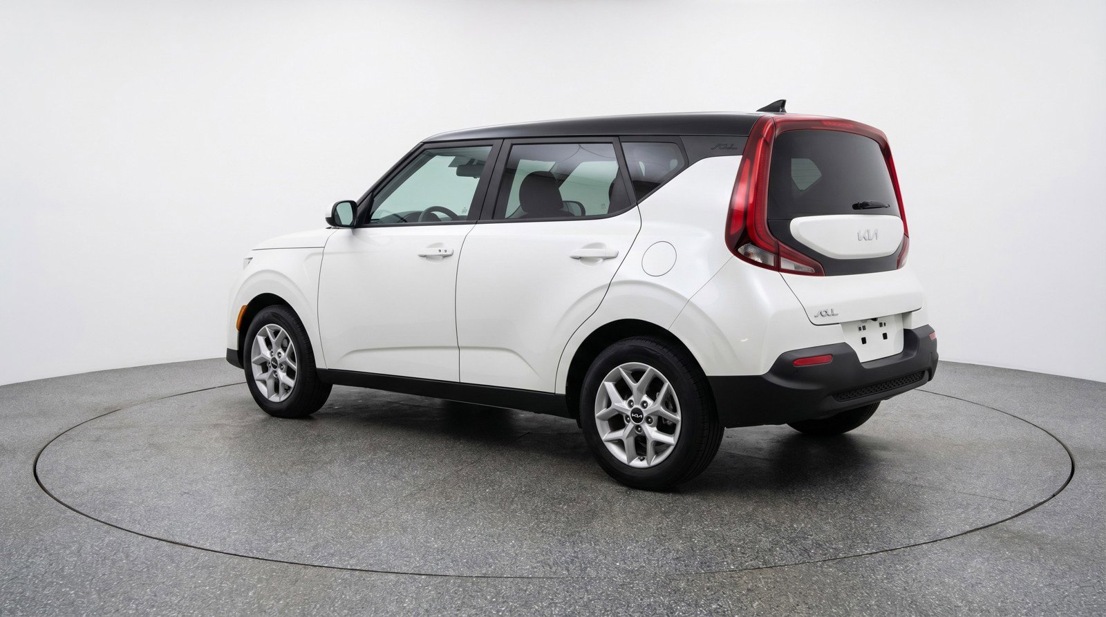 Used 2025 Kia Soul LX w/ LX Technology Package image 6