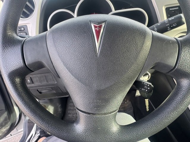 Used 2009 Pontiac Vibe w/ Preferred Package image 16